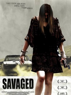 重创 Savaged (2013)